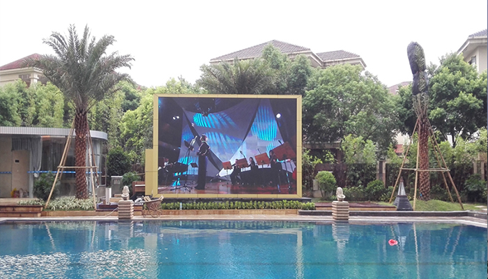 佛山三水金太陽戶外P8全彩LED顯示屏安裝完成-面積48㎡