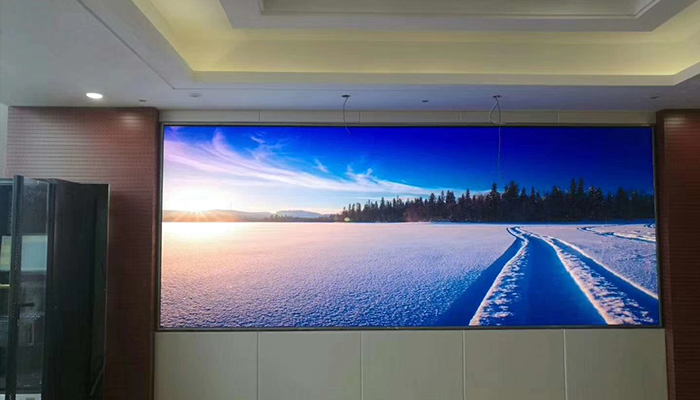 鎮(zhèn)江物價(jià)局P1.56小間距顯示屏 8平方安裝完成