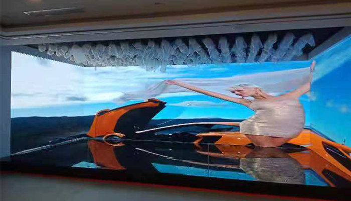 江門某大公司的展廳P5P4P3LED全彩顯示屏同時(shí)安裝完畢